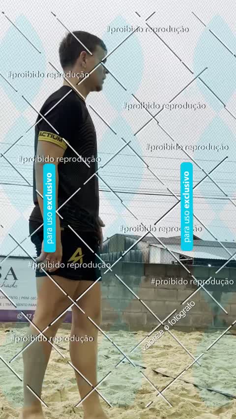 Capa do álbum BRONZE