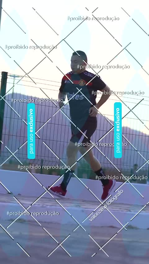Capa do álbum treino na margem de tarde